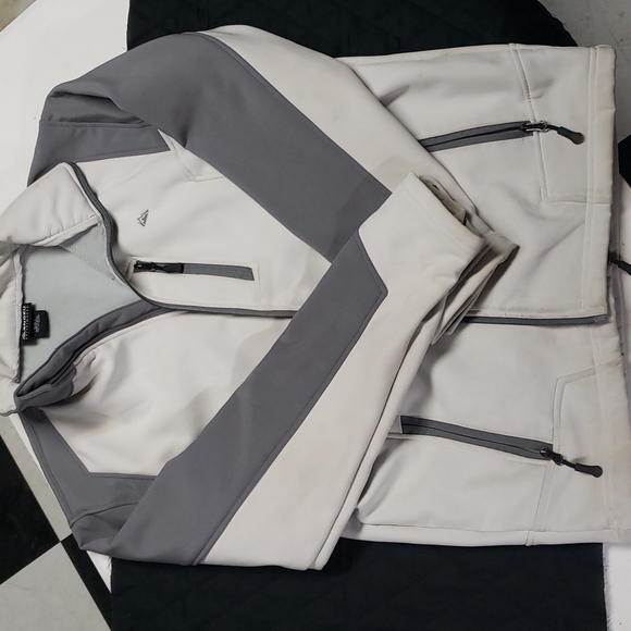 Snozu Performance Jackets & Coats Mens Snozu Performance Jacket